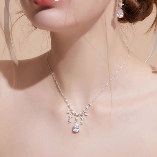 Delicate Gift * Sparkly Zircon Tassel Necklace