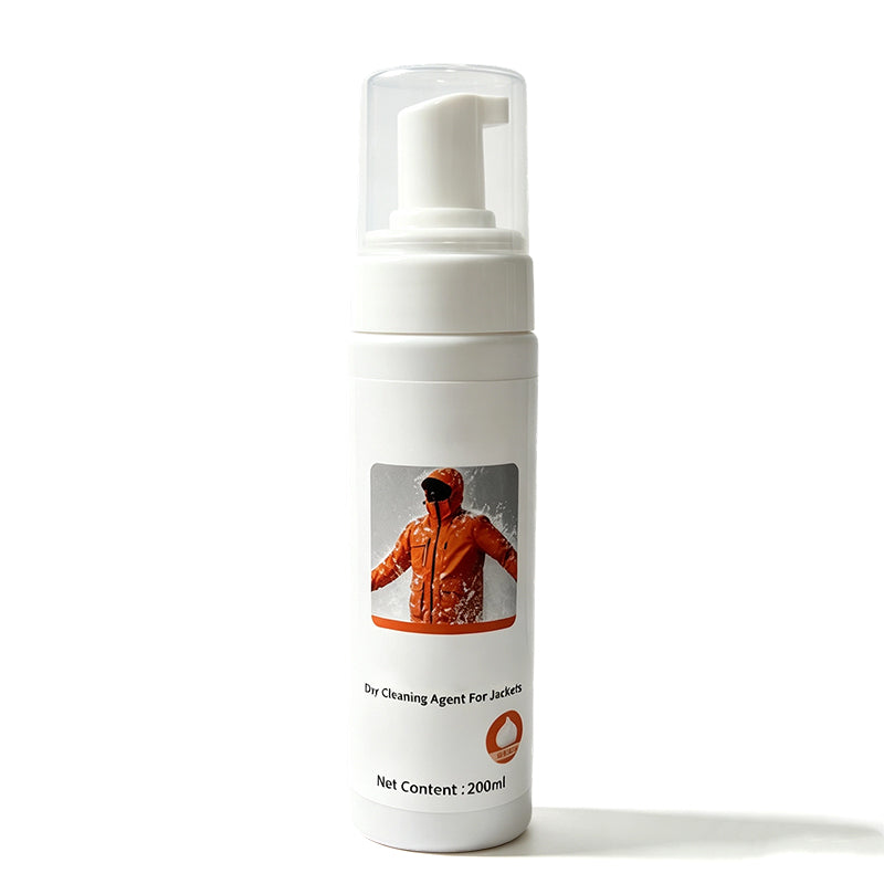 đ§„ 50% DE RĂDUCTION ! đ§Œ Nettoyant Mousse SĂšche pour VĂȘtements â 200 ml â Bio-Enzymatique & pH Neutre for Outdoor & Duvet