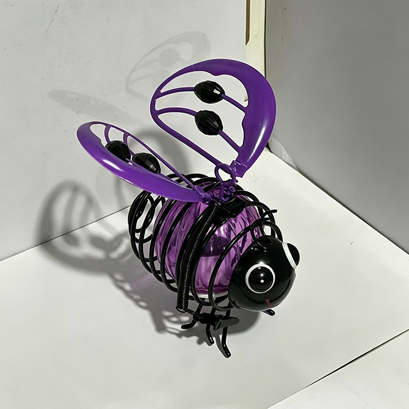 🐝 PROMO LIMITÉE 50% DE RÉDUCTION ! ☀️ Suspension Solaire Abeille Lumineuse – Ailes en Cœur, Métal, Résistant aux Intempéries 🌸