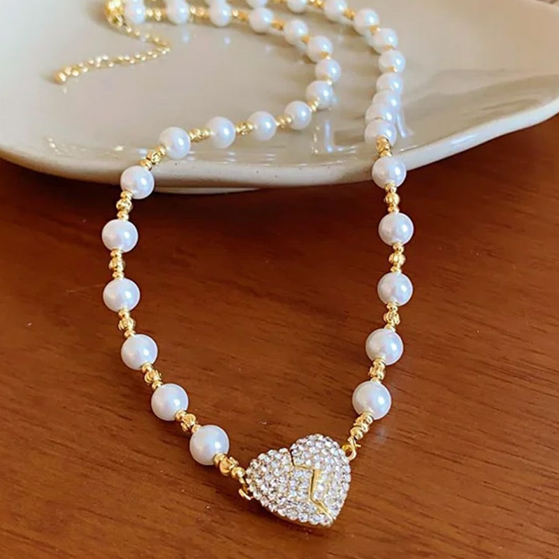 💎 60% DE RÉDUCTION ! ❤️ Collier Magnétique en Forme de Cœur – Fermeture Aimantée, Style Élégant & Léger à Porter ✨