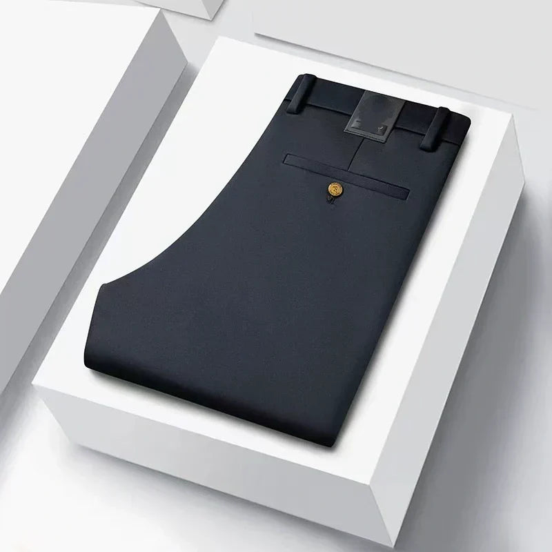 👖💼 Pantalon droit extensible pour homme – Liberté de mouvement, coupe élégante, le pantalon qui passe du bureau au afterwork sans un pli ☕🕶️