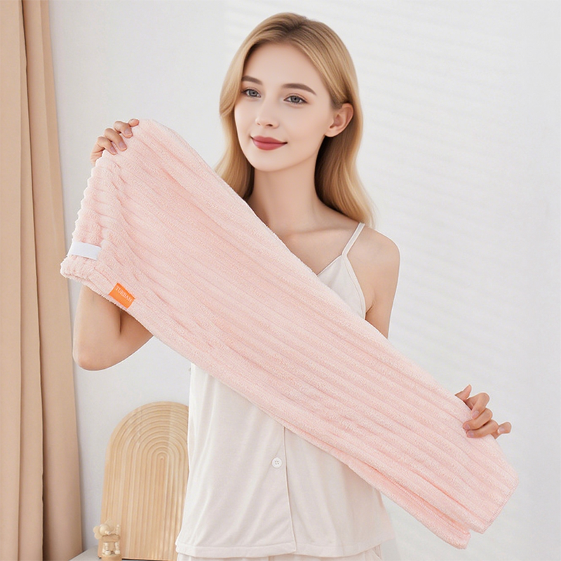 📢📢50% DE RÉDUCTION !! ⏰ Grande Serviette pour Cheveux – Tissu Corail Doux – Absorption Rapide & Bande Élastique for Femmes 💕