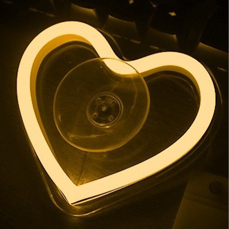 Lampe d’Ambiance Sans Fil en Forme de Cœur pour Voiture