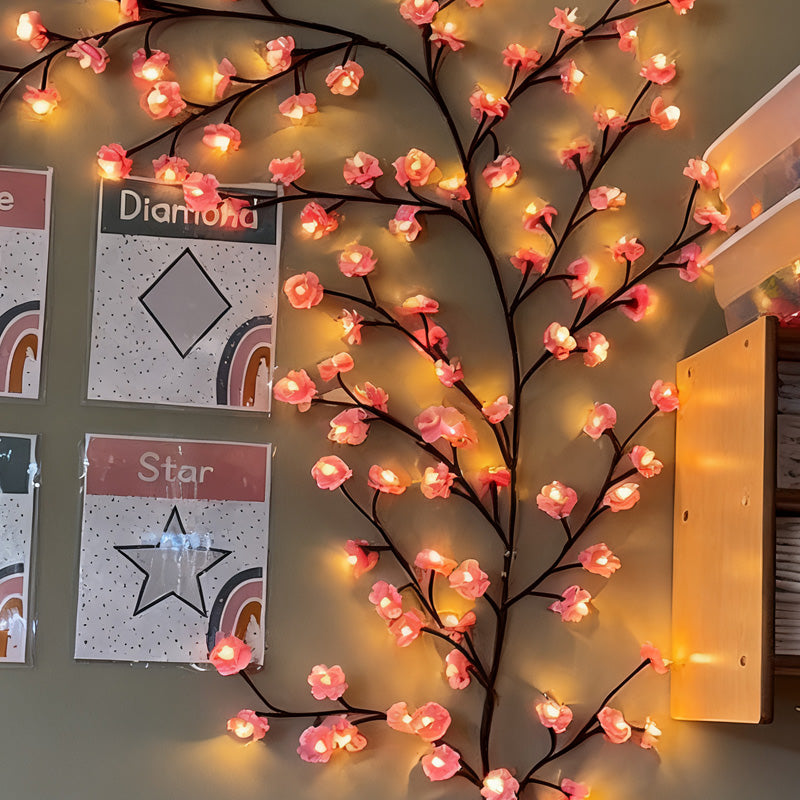 🌸🛒 -50% ! 💡Guirlande Lumineuse en Vigne Fleurie – LED Économe, Télécommande USB & Ambiance Romantique