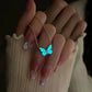 🦋 50% DE RÉDUCTION ! ✨ Pendentif Papillon Lumineux Rechargeable 2026 – Douce Lumière, Collier & Bracelet Inclus & Parfait Cadeau Romantique 🌸