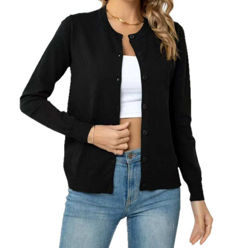 🧥 50% DE RÉDUCTION 🌸 Cardigan classique col rond pour femme – Maille douce & coupe intemporelle – Parfait pour le printemps, l’automne ou un look superposé – confortable et polyvalent ✨🌿
