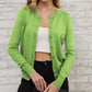 🧥 50% DE RÉDUCTION 🌸 Cardigan classique col rond pour femme – Maille douce & coupe intemporelle – Parfait pour le printemps, l’automne ou un look superposé – confortable et polyvalent ✨🌿