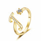 💍 50% DE RÉDUCTION ! ⏳ Bague Initiale Scintillante Ajustable – Cristaux Synthétiques, Finition Polie & Anneau Ouvert – Personnalisable, Chic et Confortable – Parfaite en Cadeau ou au Quotidien ✨💖🌿