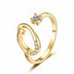 💍 50% DE RÉDUCTION ! ⏳ Bague Initiale Scintillante Ajustable – Cristaux Synthétiques, Finition Polie & Anneau Ouvert – Personnalisable, Chic et Confortable – Parfaite en Cadeau ou au Quotidien ✨💖🌿