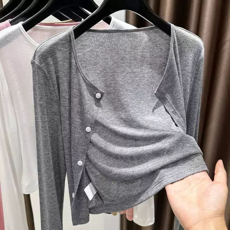 🌸 50% DE RÉDUCTION ! ☀️ Gilet Court & Léger – Boutonné Devant, Tissu Lyocell Doux & Respirant – Parfait à Superposer sur une Robe Slip ou un Haut – Idéal pour l’Été et la Mi-Saison 👗✨