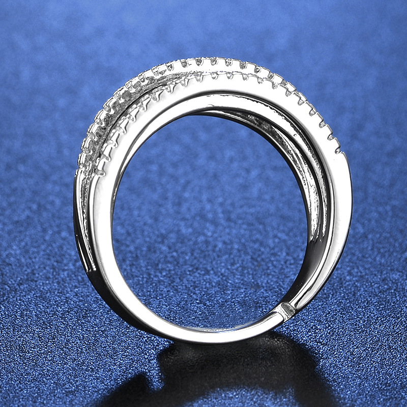 💍 50% DE RÉDUCTION ! 🎉 Bague croix multi-rangs ajustable - Parfaite au quotidien, pour aller au travail ou pour les soirées ✨