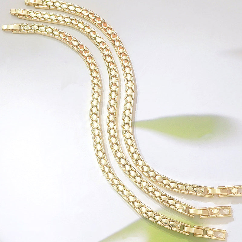 💛 50% DE RÉDUCTION ! 📿 Bracelet Chaîne Or Élégant Femme – Alliage Doré – Motif Écailles de Serpent & Léger for Quotidien