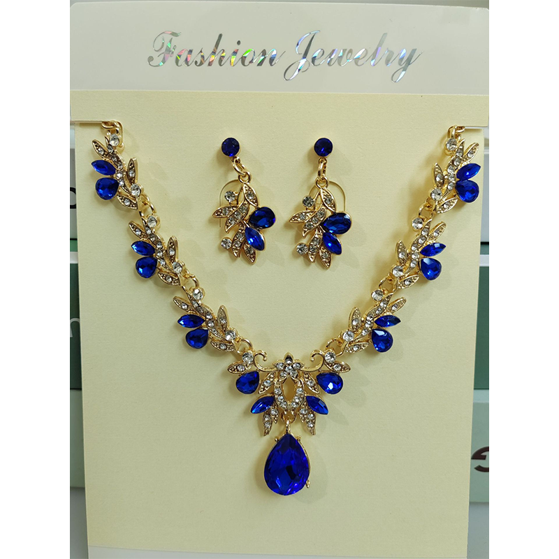 💎 50% DE RÉDUCTION ! ✨ Parure Collier & Boucles d’Oreilles Pendentif Goutte Scintillant – Alliage + Strass – 52 cm & 3,5 cm for Mariage & Soirée