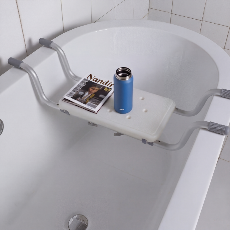 🛁👴 Plus de 30 800 vendus ! Planche de bain antidérapante – Surface sécurisée, drainage rapide, offrez à vos proches une douche sans risque de glissade, l’indispensable des salles de bain familiales 🚿💚