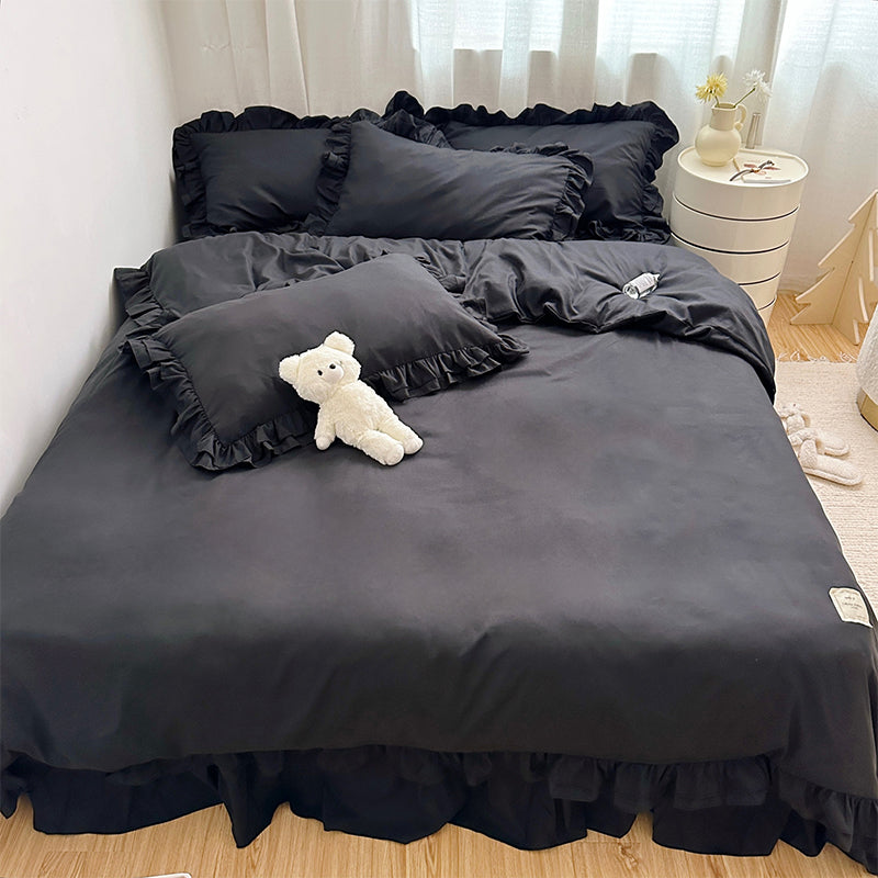 🛏️ -50% ! 🌸 Parure de Lit 4 Pièces Unie avec Bordures Volantées – Microfibre Premium – 9 Coloris – Tailles S/SD/D – Housse + Draps + Taies d’Oreiller 🎀