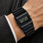 ⌚ -50% ! 💎 Montre Digitale de Luxe pour Homme – Métal Poli Effet Miroir – Affichage Clair – Noir / Argent-Noir – Look Bureau et Soirée 🕶️